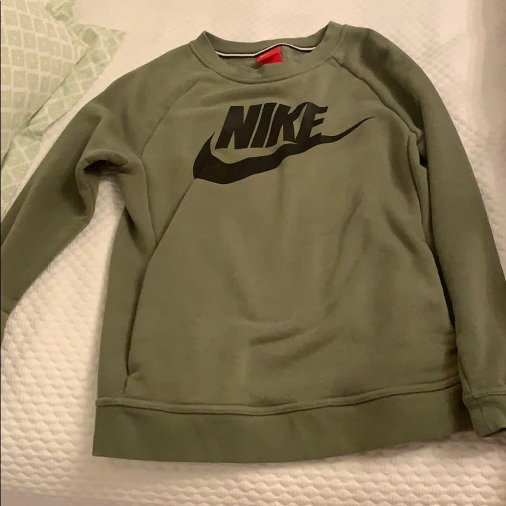 Nike army green crewneck sweatshirt size small